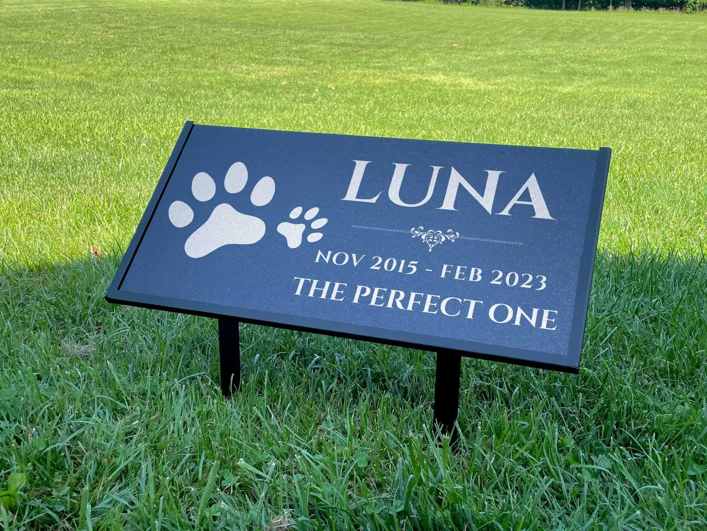 Custom Pet Memorial Stone – Black Granite Grave Marker for Dogs and Cats, 12x6 and 24x12 with Metal Stand