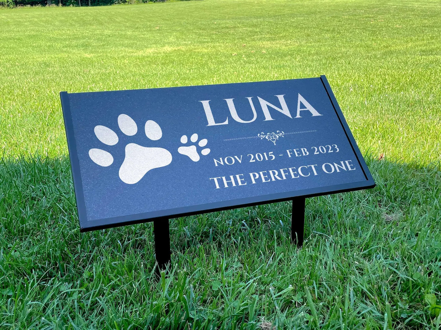 Custom Pet Memorial Stone – Black Granite Grave Marker for Dogs and Cats, 12x6 and 24x12 with Metal Stand