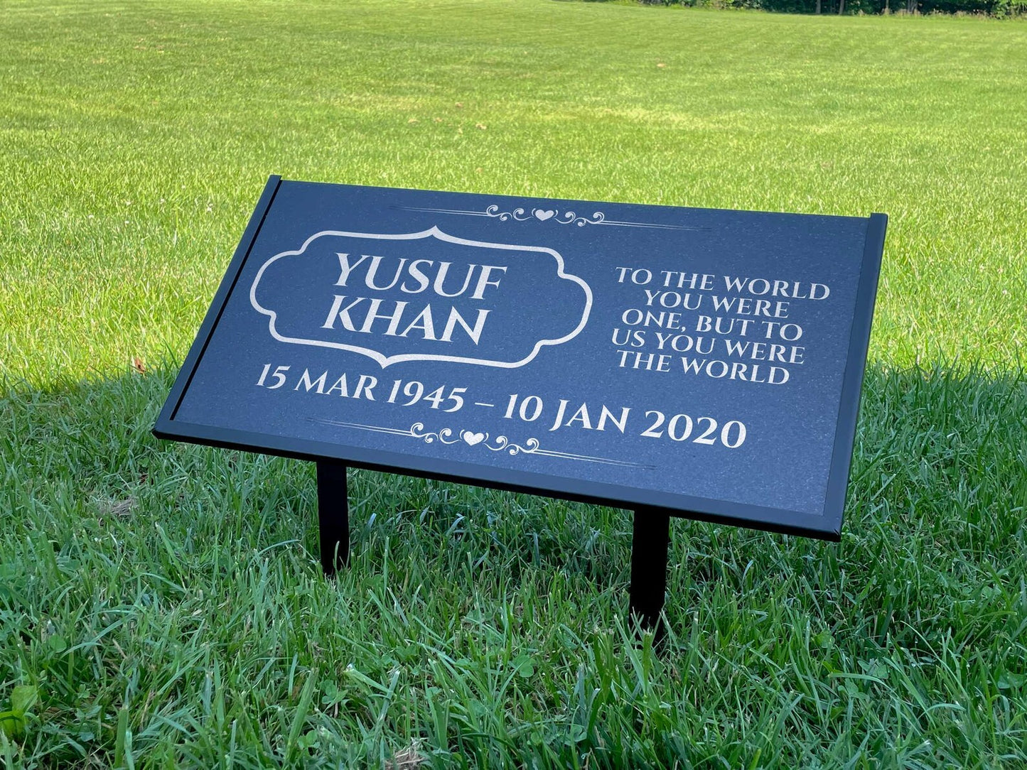 Islamic Black Granite Headstone – Personalized 12x6 & 24x12 Muslim Memorial Grave Marker with Metal Stand