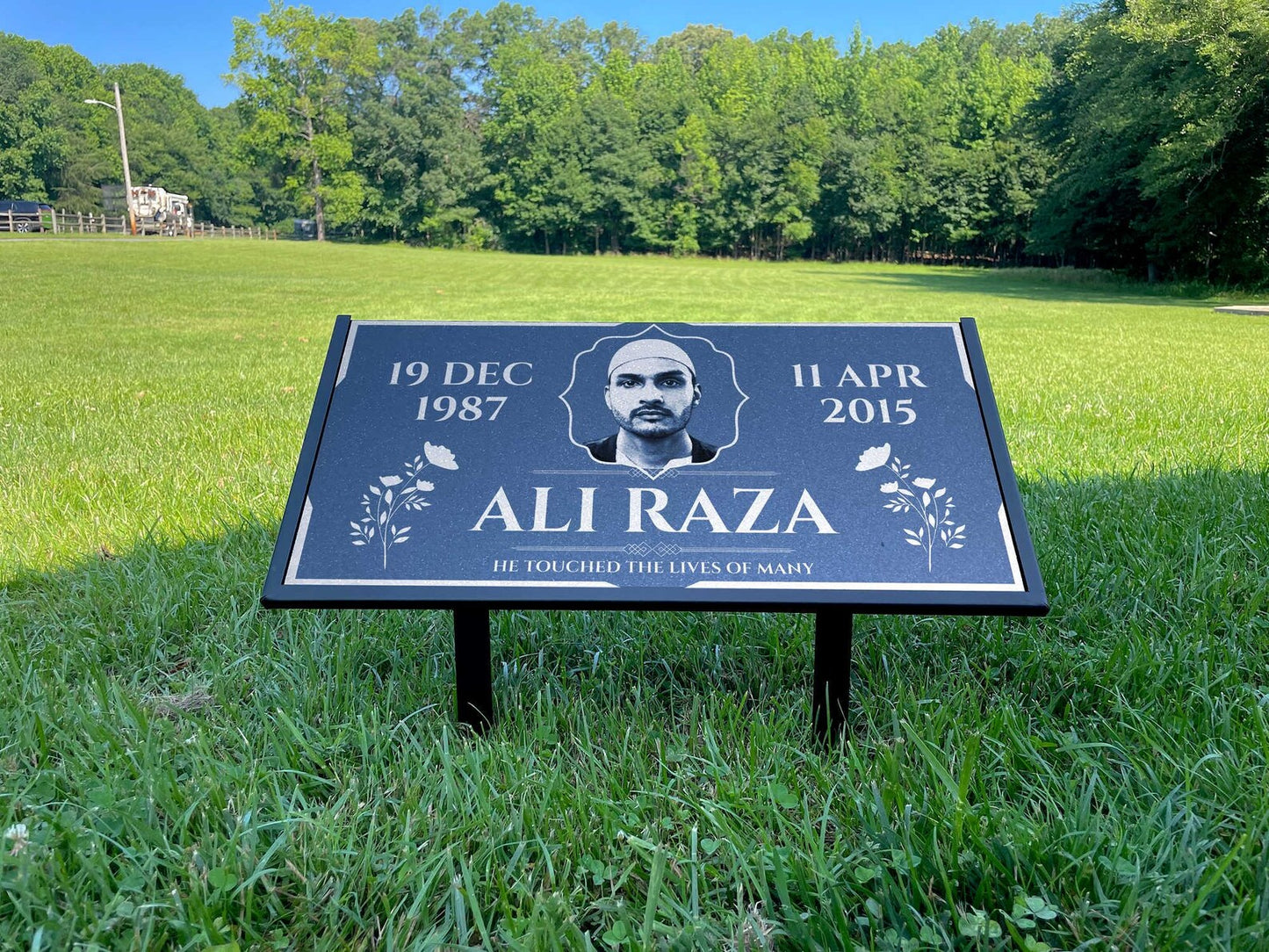 Personalized Black Granite Headstone, Tombstone with Photo 24x12 Memorial Grave Marker with Metal Stand, Graveyard sign