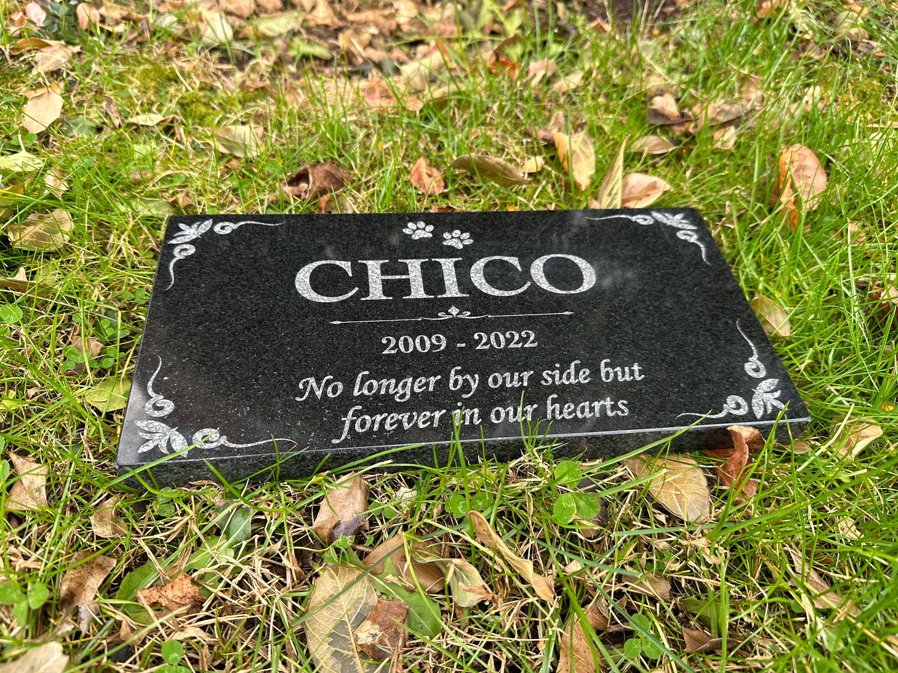 Black Granite Pet Headstone – Personalized Dog Memorial Stone